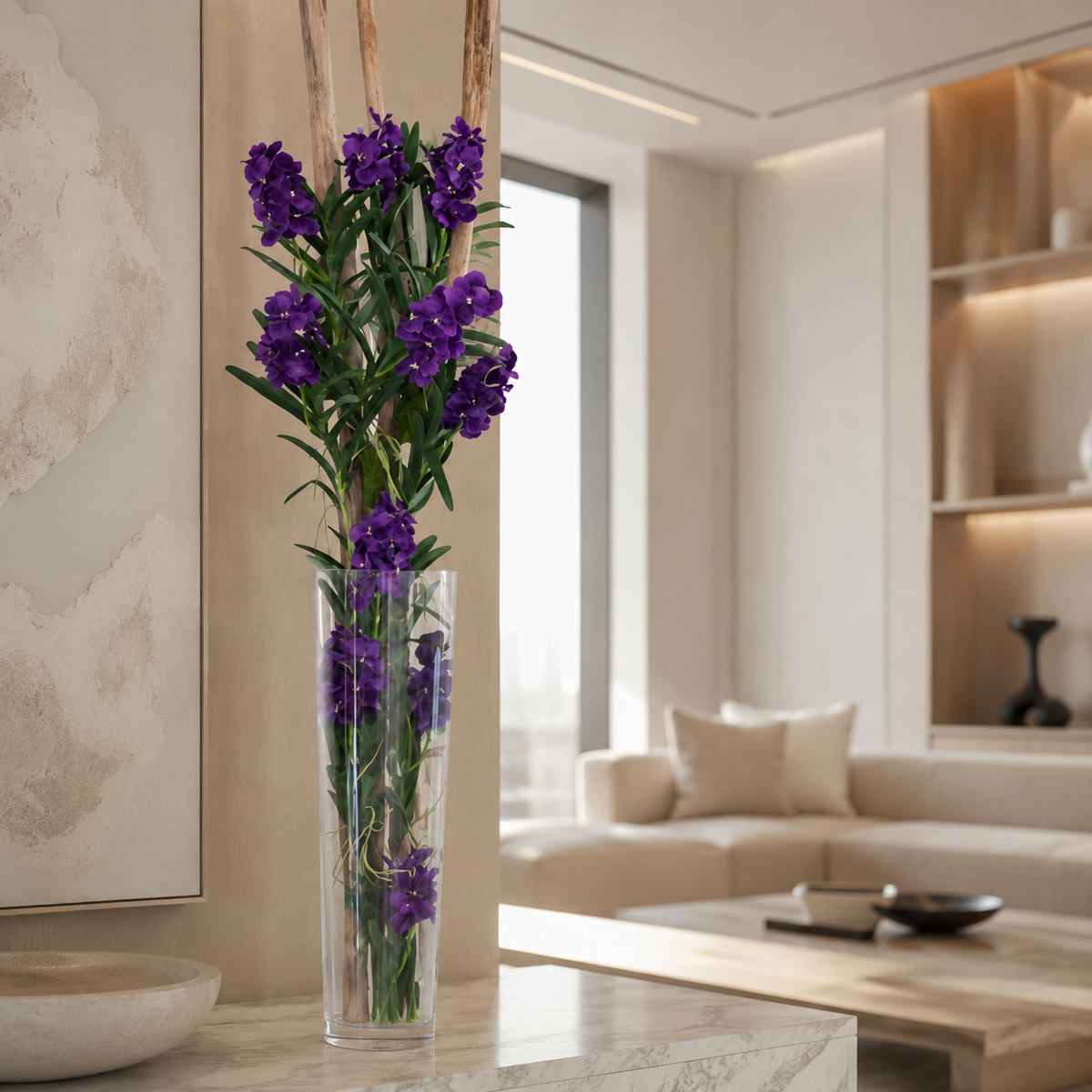 Orquídeas Vanda Púrpuras y Madera Flotante en Cilindro de Vidrio de Gran Formato
